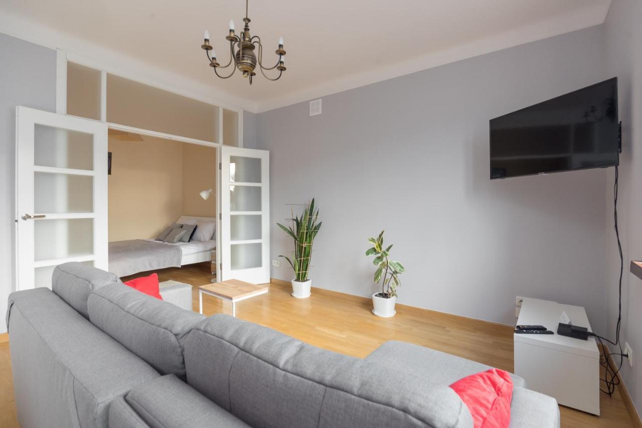 Metro Raclawicka Red Apartment Βαρσοβία Εξωτερικό φωτογραφία