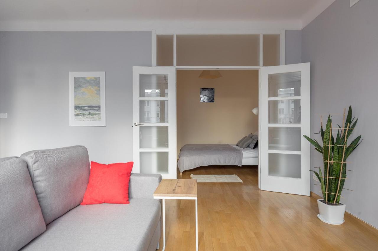 Metro Raclawicka Red Apartment Βαρσοβία Εξωτερικό φωτογραφία