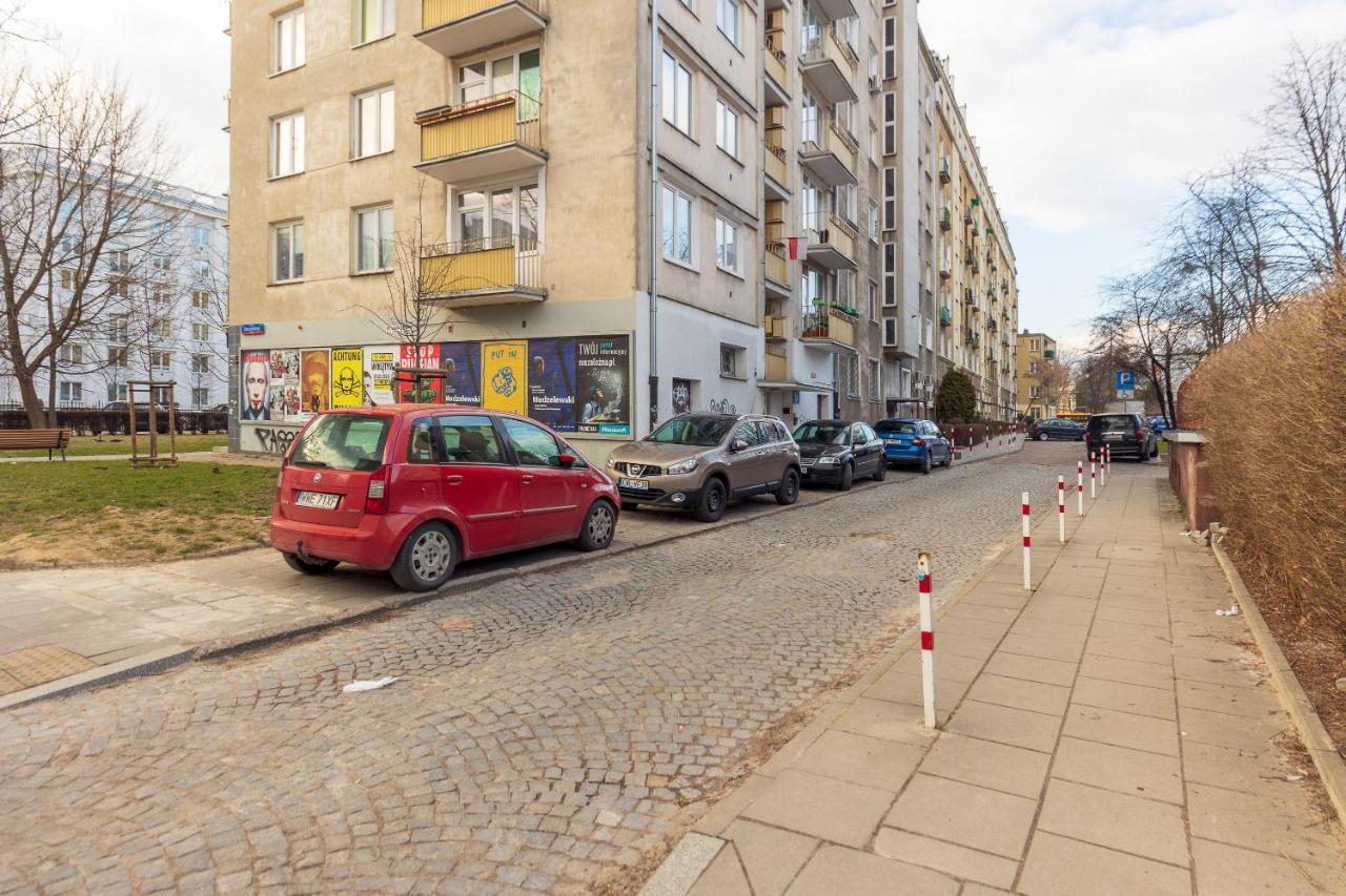 Metro Raclawicka Red Apartment Βαρσοβία Εξωτερικό φωτογραφία